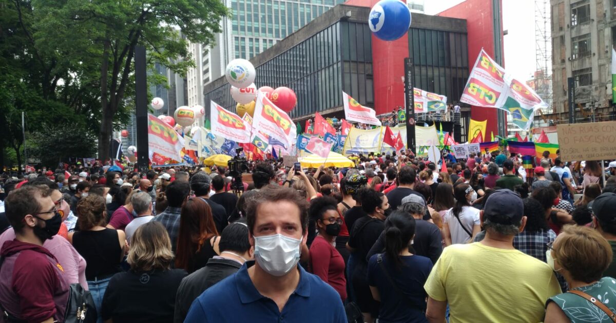 Direto da Avenida Paulista, Raul Marcelo pede impeachment de Bolsonaro #2OutForaBolsonaro