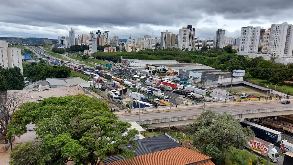 Raul Marcelo pede que STF e Gaeco investiguem o prefeito de Sorocaba por incentivar atos golpistas que bloquearam rodovias da região