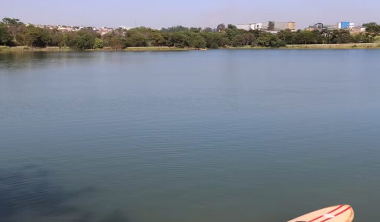 Raul Marcelo questiona Prefeitura de Sorocaba sobre ações efetivas para garantir a segurança e a qualidade da água na “prainha” do Parque Porto das Águas