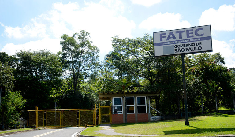 Raul Marcelo cobra reforço na segurança da Fatec Sorocaba após furto de 80 notebooks