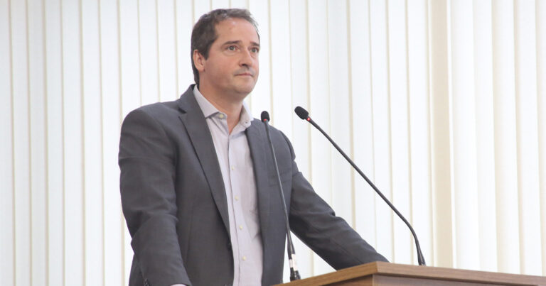 TCE-SP inicia investigação sobre compra de R$ 54 milhões em móveis da Prefeitura de Sorocaba por suspeita de superfaturamento após denúncia de Raul Marcelo